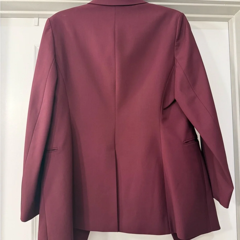 Theory Burgundy Tailored Blazer + Slim Tapered Pants (Excellent Condition) - Picture 4 of 8